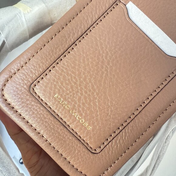 Marc Jacobs THE MOTO SHOT CROSSBODY PHONE CASE S163L01RE21 Dusty Beige - Picture 8 of 13